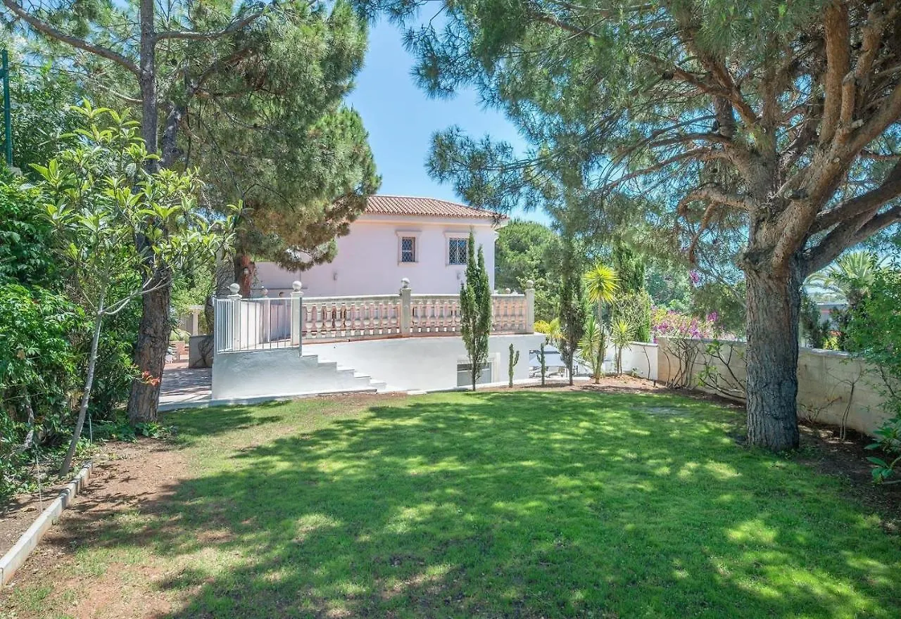 Villa Domus Vesta Marbella 0*,